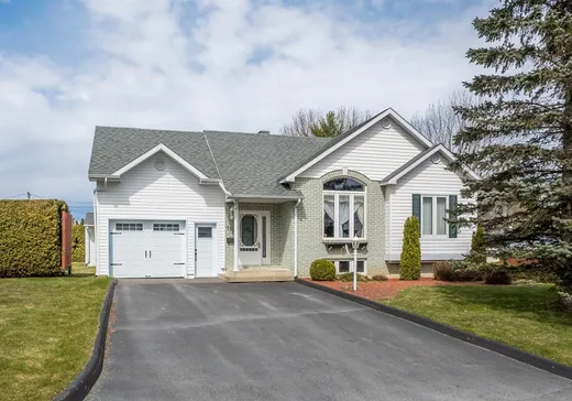 Bungalow for sale - 155 Rue Ouellet, Thetford-Mines, G0N1E0