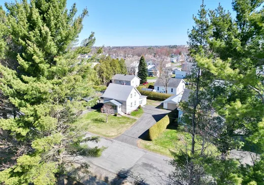 Bungalow for sale - 59 Rue Croteau, Victoriaville, G6P2P5