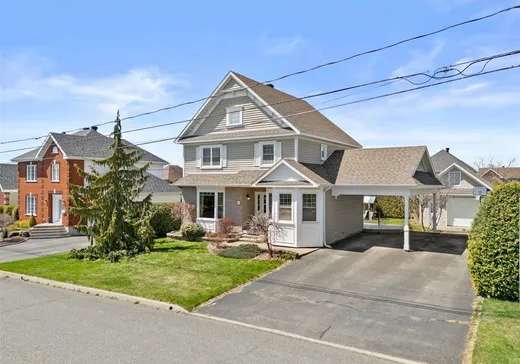 Two or more stories for sale - 2350 Rue Bach, Drummondville, J2B8L7