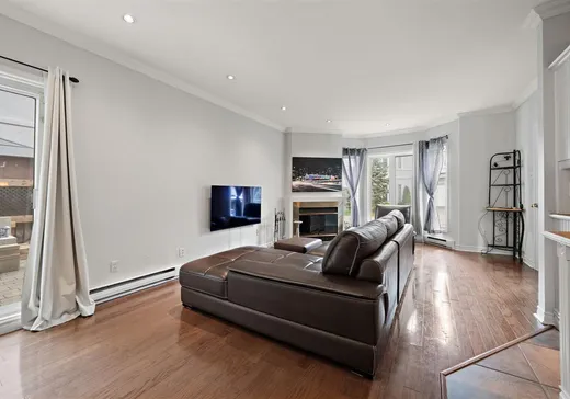 Maison à vendre - 4519 Boul. Dagenais O., Laval (Fabreville), H7R 1L5