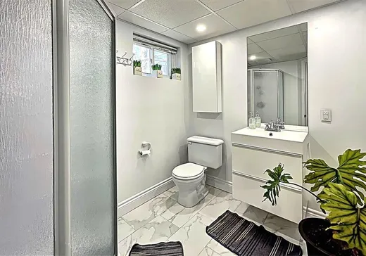 Maison à vendre - 4250 Rue Cayer, Les Nations, J1L 1T2