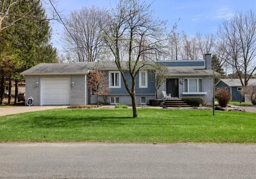 Split-level for sale - 290 Rue du Passage, Drummondville, J2A2A8
