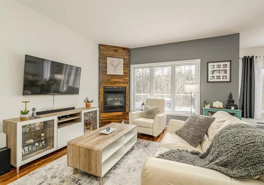 Maison à vendre - 852 Rue Albert-Charpentier, Sherbrooke, J1L 0E3