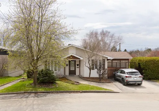 Bungalow à vendre - 3 Rue Tardif, Kingsey Falls, J0A1B0