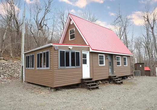 Bungalow for sale - 34 Ch. du 39, Valcourt, J0E2L0