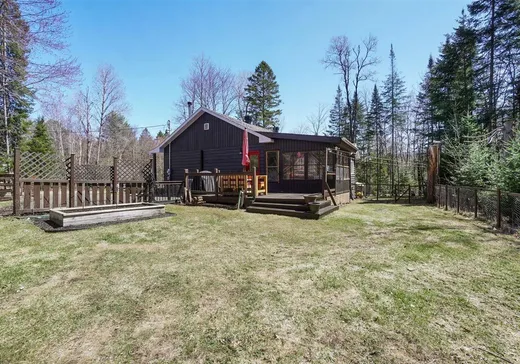 Maison à vendre - 95 Ch. Boyer, Saint-Sauveur, J0R 1R7