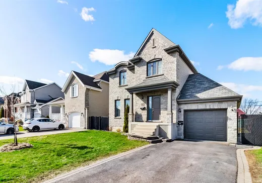 Maison à étages à vendre - 274 Rue de Jupiter, Châteauguay, J6K0E4