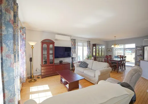 House for sale - 474 Rue des Chrysanthèmes, Mont-Laurier, J9L 3G3