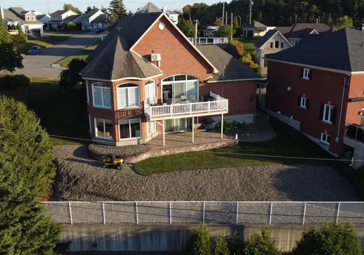 Maison à vendre - 86 Rue De Chauffailles, Rivière-du-Loup, G5R 4E1