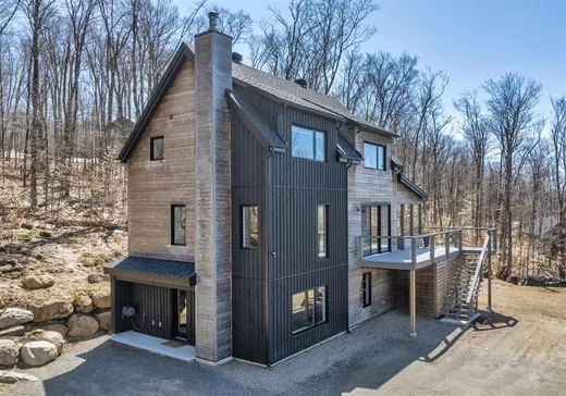 Maison à étages à vendre - 335 Ch. du Refuge, Mont-Tremblant, J0T1P0