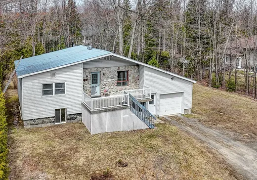 Maison à étages à vendre - 70 Rue Achille, Saint-Colomban, J5K1B4