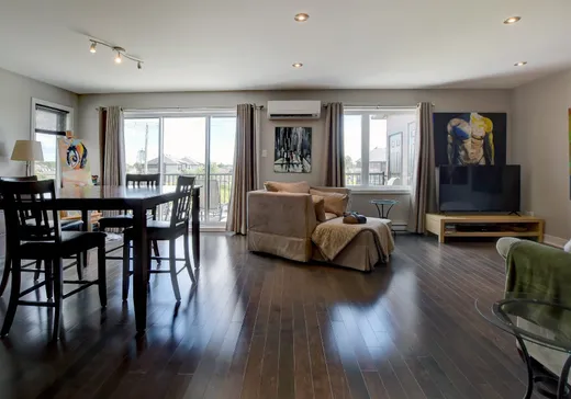 Condo à vendre - 348 Rue du Chardonnay, Sainte-Marthe-sur-le-Lac, J0N 1P0