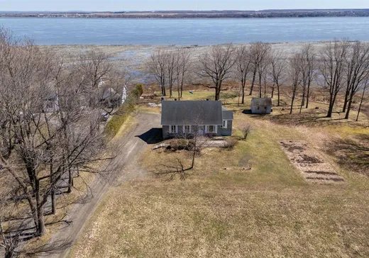 Bungalow for sale - 6029 Ch. Royal, Île d'Orleans St-Laurent, G0A3Z0