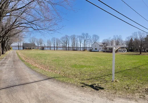 Maison à vendre - 6029 Ch. Royal, Île d'Orleans St-Laurent, G0A 3Z0