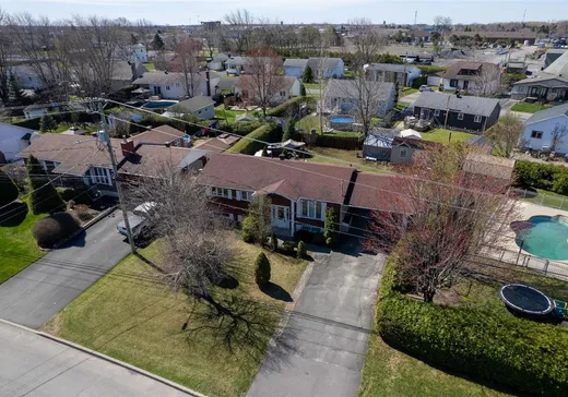Maison à vendre - 425 Boul. Patrick, Drummondville, J2E 1E3