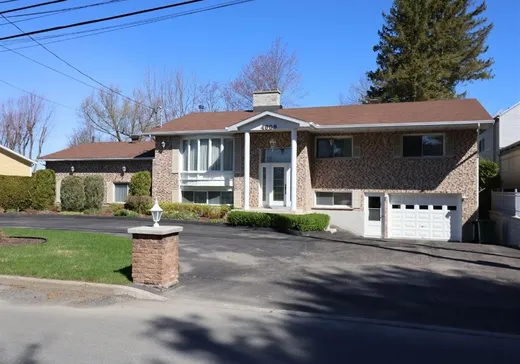 Bungalow for sale - 4608 Boul. Allard, Drummondville, J2A1S3