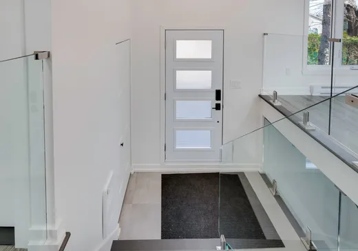 Maison à vendre - 8290 Rue Clovis, Laval (Laval-sur-le-lac), H7A 3R1