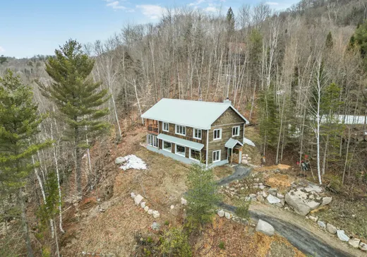 Maison à étages à vendre - 2216 Rue de la Tourmente, Sainte-Adèle, J8B2W7