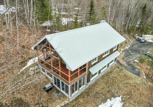 Maison à vendre - 2216 Rue de la Tourmente, Sainte-Adèle, J8B 2W7