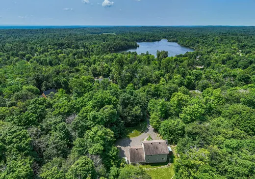 Maison à vendre - 20 Ch. des Tournesols, Ste-Anne-Des-Lacs, J0R 1B0