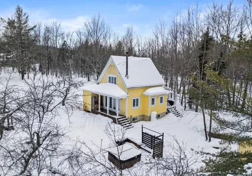 Two or more stories for sale - 162 Ch. North, St-Augustin-De-Desmaures, J0B1B0