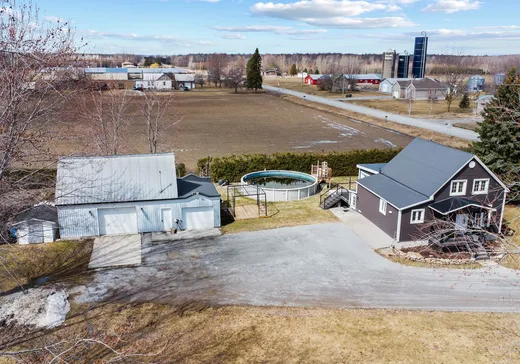 Maison à vendre - 2128 Rg Charlotte, St-Simon-De-Bagot, J0H 1Y0