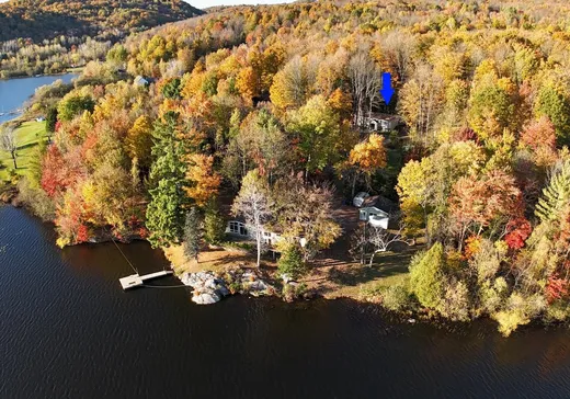 Maison à vendre - 19 Rue du Rocher, Bromont, J2L 1Z1