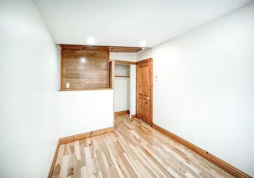Maison à vendre - 120 Rue de Coubertin, Saint-Calixte, J0K 1Z0