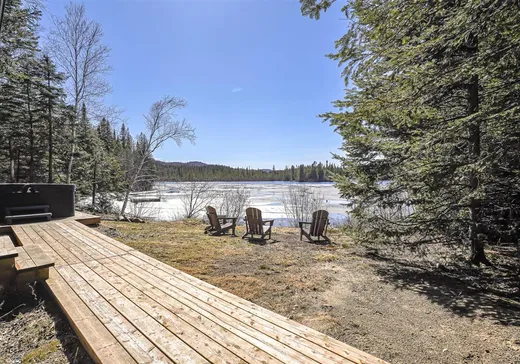 Maison à vendre - 3905-3909 Ch. Paiement, Sainte-Agathe-des-Monts, J8C 0P5