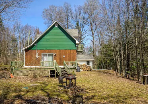 House for sale - 99 Ch. des Becs-Scie O., Saint-Sauveur, J0R 1A0