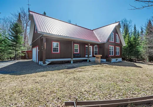 Maison à vendre - 6365 Ch. des Hauteurs, Sainte-Adèle, J8B 1N4