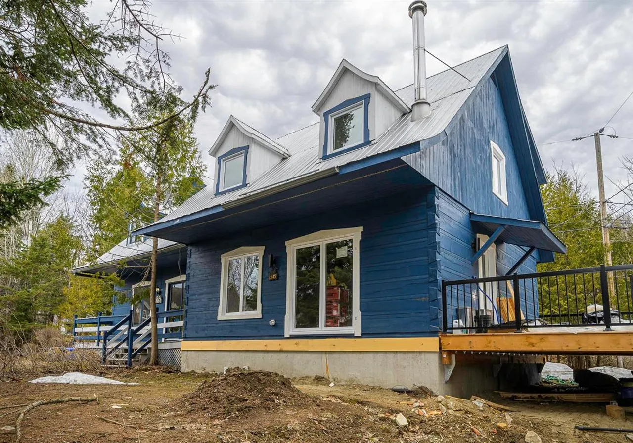 Maison à vendre - 1545 Ch. du Versant-Sud, Sainte-Adèle, J8B 2K4