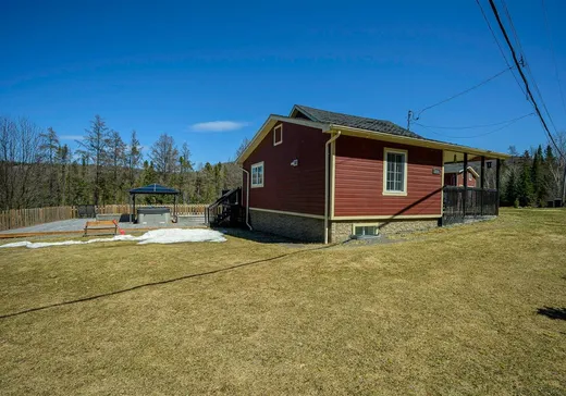 Two or more stories for sale - 526 Ch. de Val-des-Lacs, Val-des-Lacs, J0T2P0