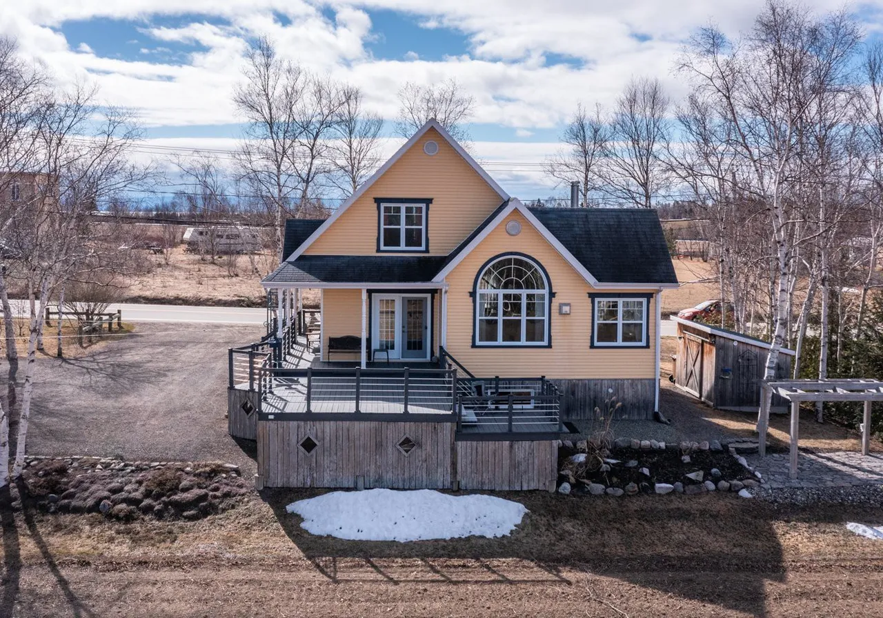 1532 Ch. des Coudriers — photo 2