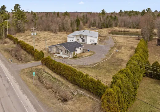 Fermette à vendre - 2742 Ch. du Lac, Saint-Norbert, J0K3C0
