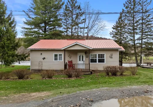 Bungalow for sale - 10 Rue du Domaine-des-Sapins, Wotton, J0A1N0