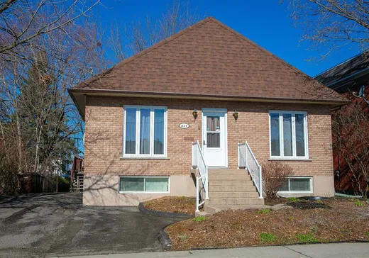 Maison à vendre - 211 5e Avenue, Sherbrooke, J1G 2L4