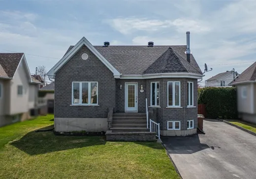Bungalow for sale - 1310 Rue Paris, Drummondville, J2C7L4