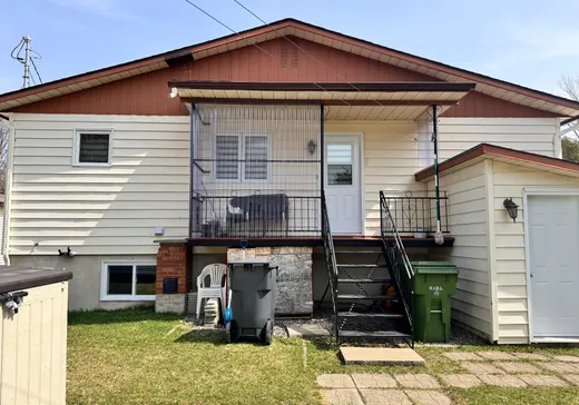 House for sale - 764 Rue Brébeuf, Mont-Laurier, J9L 2Z1