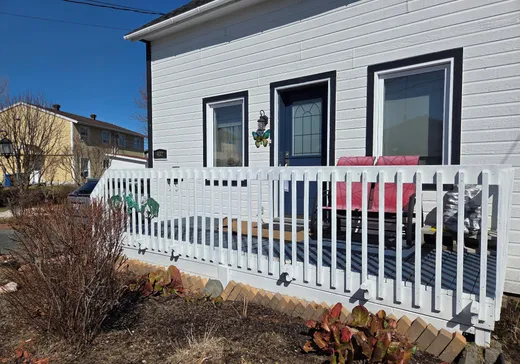 House for sale - 426-432 Rue St-Christophe, Matane, G4W 2A7