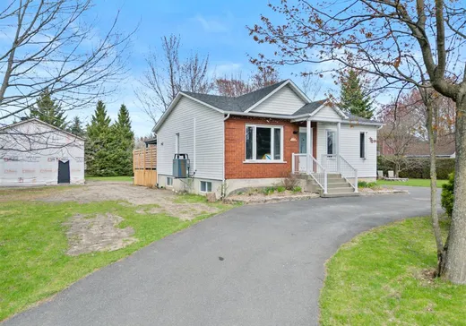 Bungalow for sale - 225 Rue Verville, Drummondville, J2A1T4