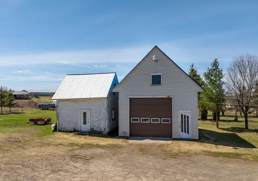 Maison à vendre - 637 Route 230, St-Alexandre-De-Kamouraska, G0L 2G0