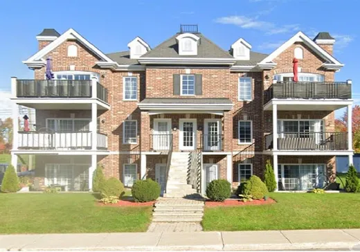 Condo à vendre - 2407 Boul. des Pins, Sainte-Marthe-sur-le-Lac, J0N1P0