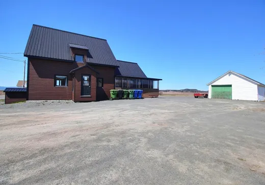 Two or more stories for sale - 1341 Route du Patrimoine, Rivière-du-Loup, G5R0N8