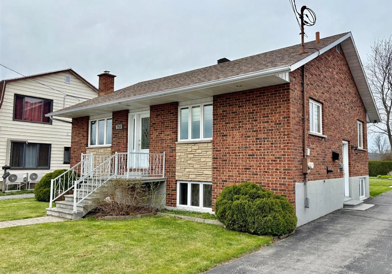 Maison à vendre - 675 Boul. du Havre, Salaberry-de-Valleyfield, J6S 1V7