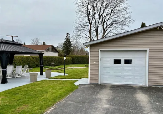 Maison à vendre - 675 Boul. du Havre, Salaberry-de-Valleyfield, J6S 1V7