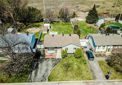 Maison à vendre - 3217 Rue Carmina, Laval (Fabreville), H7P 4H1