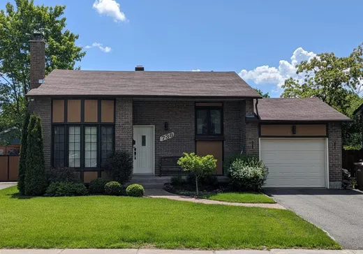 Bungalow for sale - 738 Boul. Samson, Laval (Sainte-Dorothee), H7X1K1