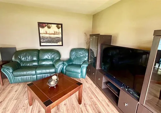 Maison à vendre - 206 Rue Principale, Brigham, J2K 4T7