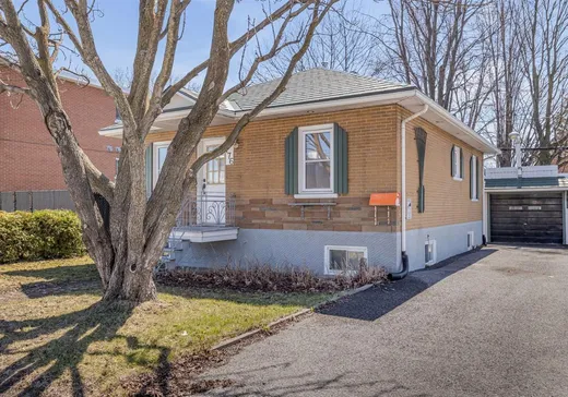 Chalet à vendre - 176 46e Rue E., Charlesbourg, G1H 2P4